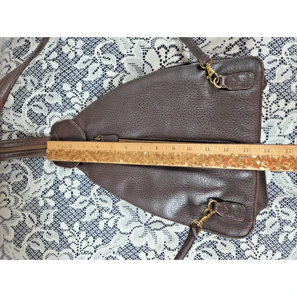Relic Fossil Backpack/Purse‎ Brown Leather Zippered Pockets Adjustable Straps